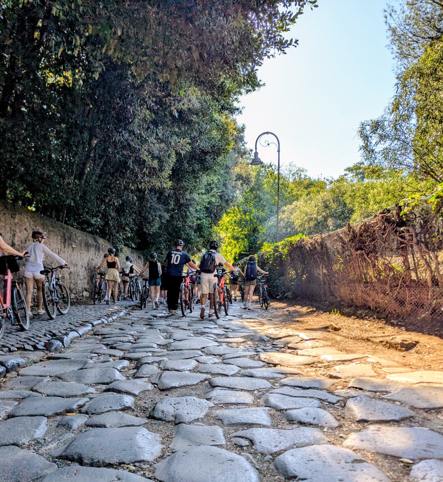 In bici tra natura e storia: l&rsquo;Appia Antica e la Valle della Caffarella